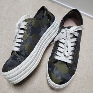 PRE-OWNED GIANNI BINI CAMO PLATFROM SNEAKERS